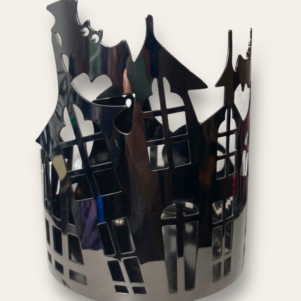 Bath and Body Works Haunted House Halloween Black Metal 3 Wick Candle Holder